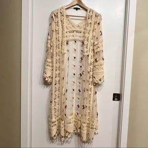 NWOT Floral Embroidered Long Kimono Open Cardigan Size M
